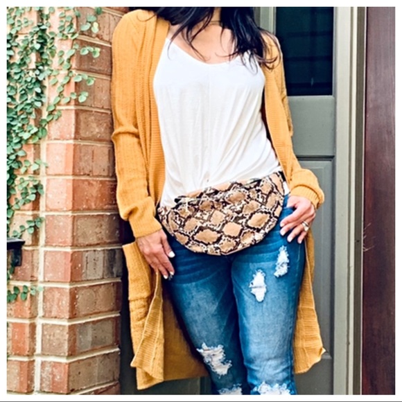 ✨LAST ONE✨Mustard chic knit side pockets Cardigan - Picture 7 of 8